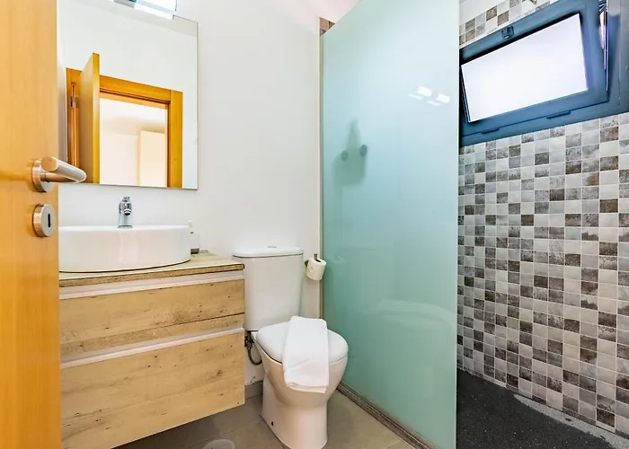 别墅 Da Bisa With Heated Swiming Pool