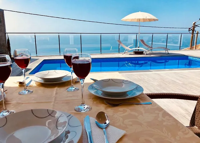 Da Bisa With Heated Swiming Pool Villa Arco da Calheta (Madeira)